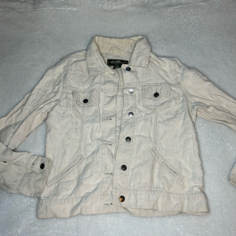 Eggshell white button jacket